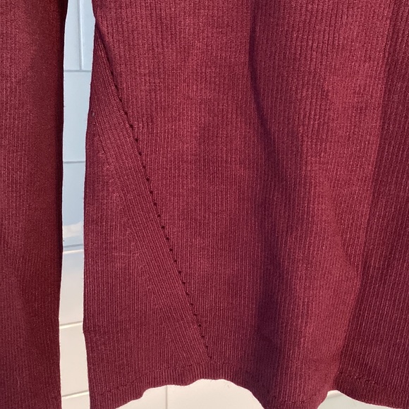 Burgundy collared sweater - Picture 3 of 4